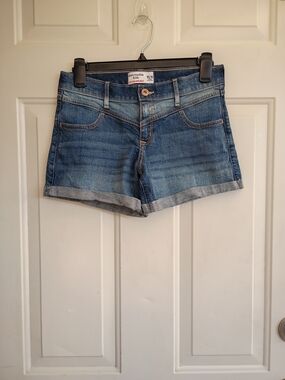 Abercrombie Kids Medium Blue Mis-Rise Midi Denim Cuffed Shorts Size 15/16